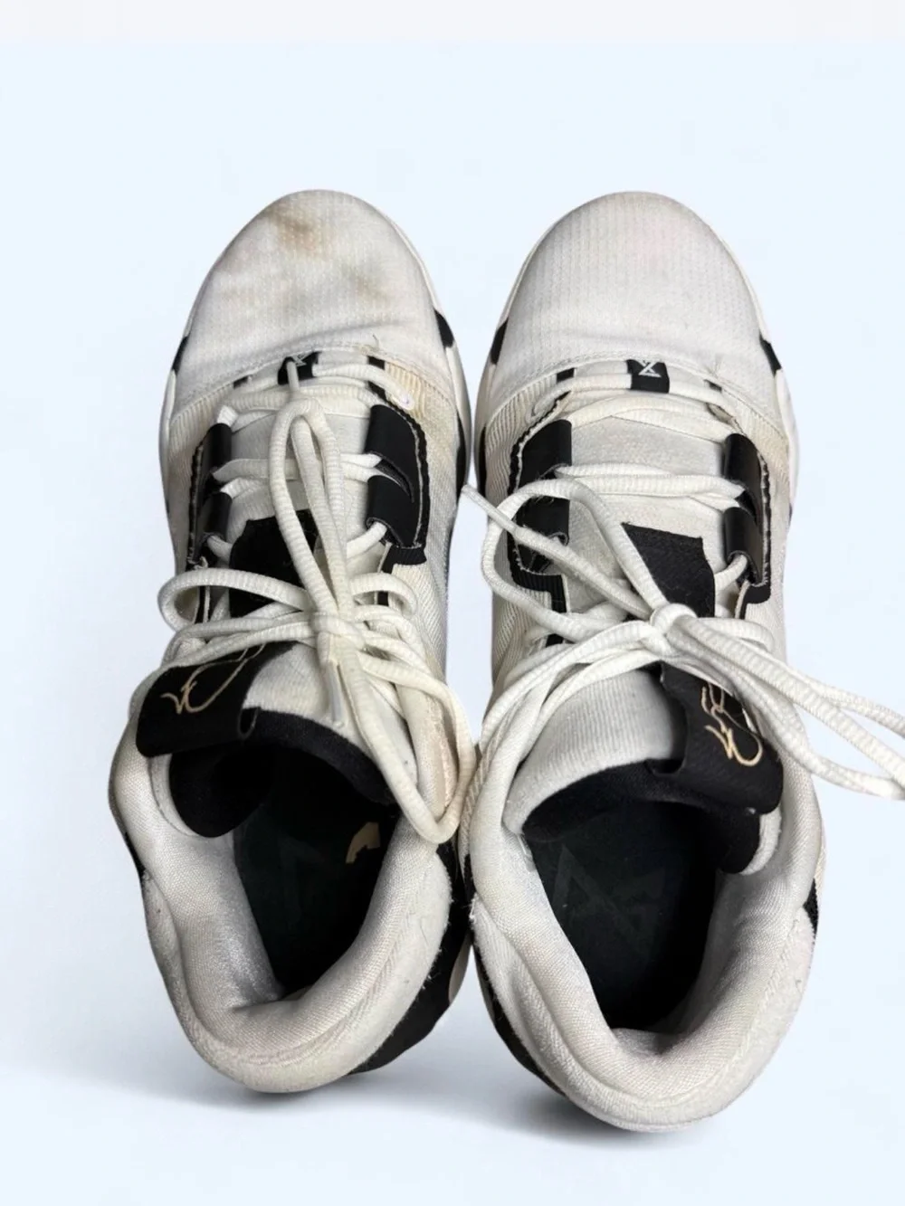 Nike Men's PG 6 White and Black Sneakers with Gold Swoosh